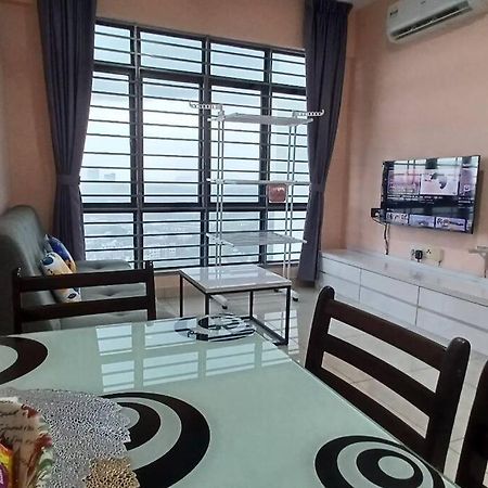 Homestay Arc Cozyhome Austin Hills 4-5Pax Джохор-Бару Экстерьер фото