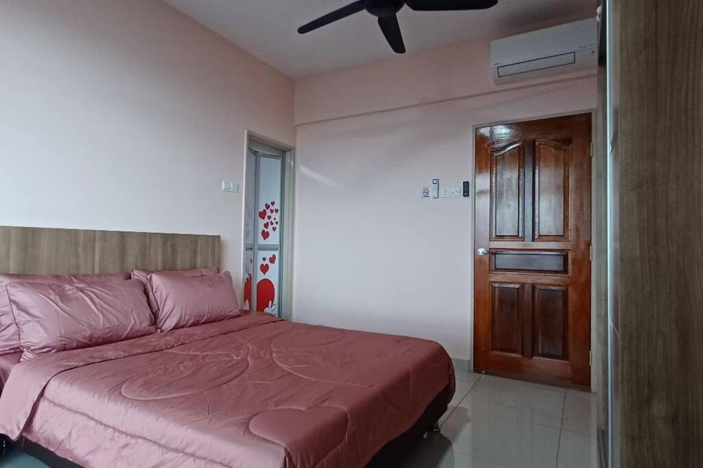 Homestay Arc Cozyhome Austin Hills 4-5Pax Джохор-Бару Экстерьер фото