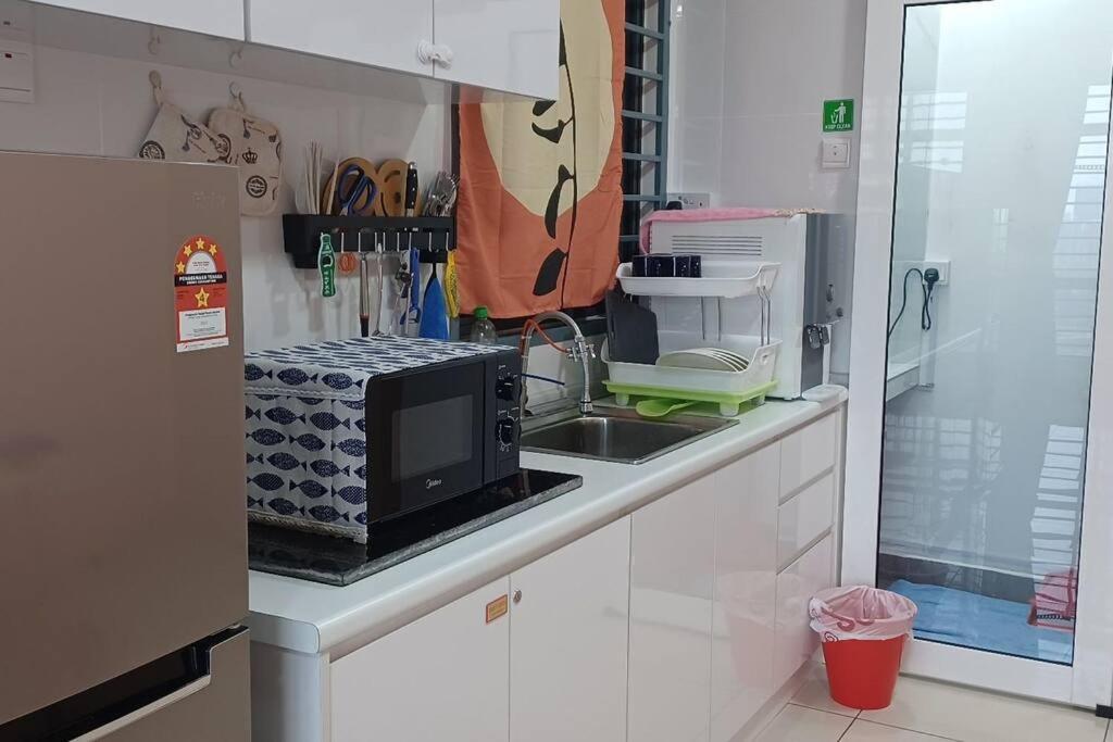 Homestay Arc Cozyhome Austin Hills 4-5Pax Джохор-Бару Экстерьер фото