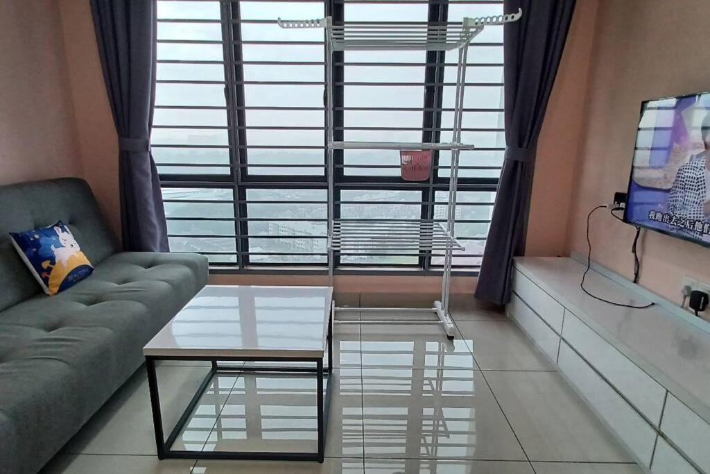 Homestay Arc Cozyhome Austin Hills 4-5Pax Джохор-Бару Экстерьер фото