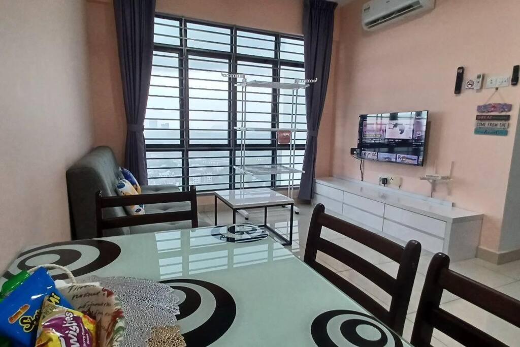Homestay Arc Cozyhome Austin Hills 4-5Pax Джохор-Бару Экстерьер фото