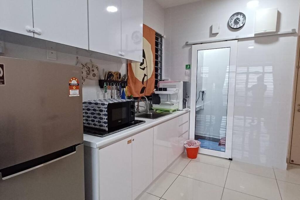 Homestay Arc Cozyhome Austin Hills 4-5Pax Джохор-Бару Экстерьер фото